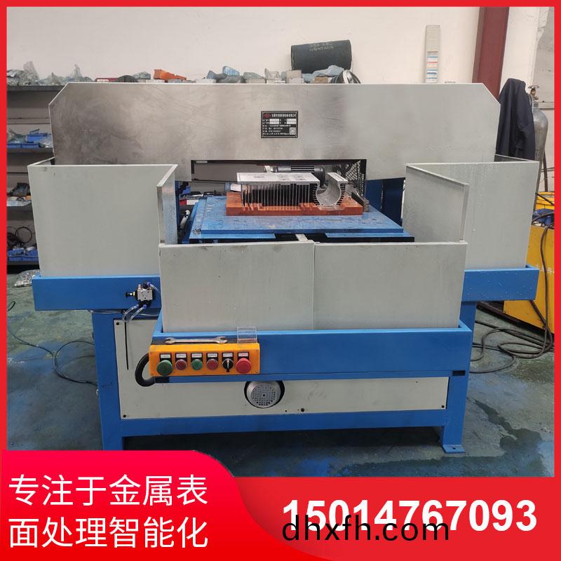 鋁材(cai)直(zhi)紋(wen)拉(la)絲機(jī)生(sheng)産(chan)供(gong)應(yīng)